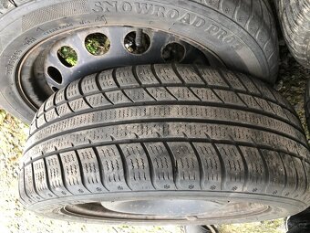 4x plechové disky včetně zimních pneu 205/22 R16 91T - 3