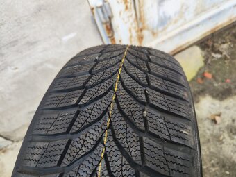 17"kusová zimní pneu Nexen 225/50R17 = 1000Kč/ks - 3