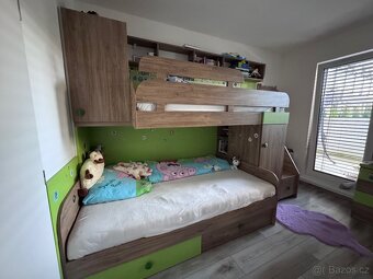 Dětský pokojicek(palanda,stůl,skříň) - 3