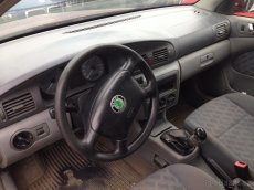 Skoda Octavia 1,8 20V 1998 - díly - zachovala - 3