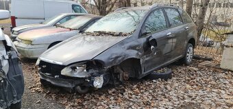 Díly, nebo celek fiat croma - 3