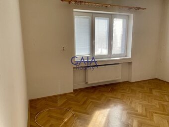 Kyjov - Pronájem prostorného bytu 2+1 (73 m²) blízko centra - 3
