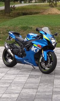 Suzuki GSX-R 750 - 3