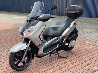 Yamaha XMAX 250 - 3