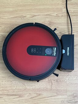 MIELE Scout RX1 Red robotický vysavač - 3