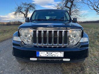 Jeep Cherokee 2.8 CRD 130kw rok 2008, tažné na 3,5t - 3