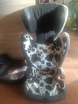 Autosedačka Britax Römer s podsedákem - 3