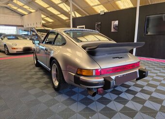 Porsche 911 SC 3.0 Coupé z roku 1983 - 3