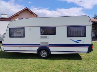 WILK pro 4. Rok 2002.Pevná postel. WC. Stan. 100 km/h - 3