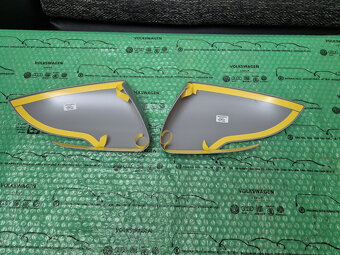 kryty vnějších zrcátek stříbrné Kia Rio (YB) H8431ADE00SL - 3