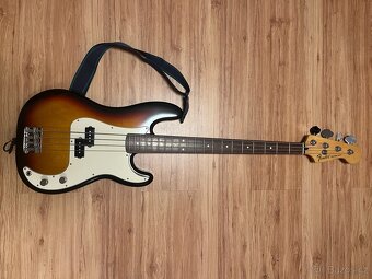 Baskytara Fender - set - 3