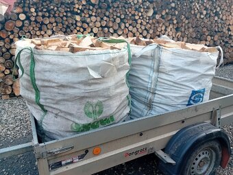 Prodám palivové dřevo tvrdé suché štípané cena za 1m3 1600 - 3