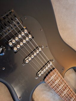 Elektická kytara Stagg S402-GBK - 3