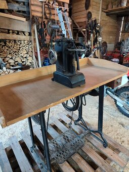 Šicí stroj na kůži - 3