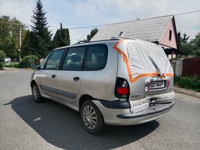 Renault Espace 2.0 - 3