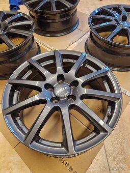 Prodám alu disky Rial Milano 7x17 5x108 ET47 titan - 3