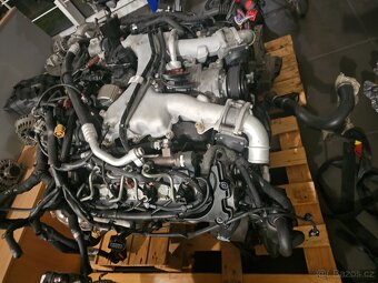 MOTOR PORSCHE - VW - AUDI 4,2 TDI CUD - 3