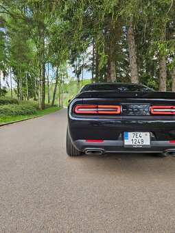 Dodge challenger 5.7 hemi - 3