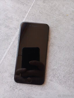 Apple iPhone 7 32GB - 3