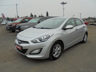 Hyundai i30 1.4 CRDi -66 KW- KLIMA-ALU - 3