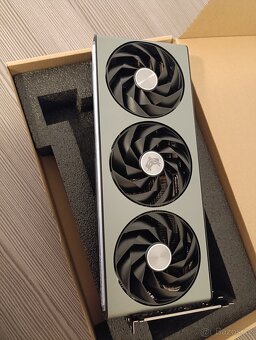 SAPPHIRE NITRO+ Radeon RX 7800 XT GAMING OC 16GB - 3