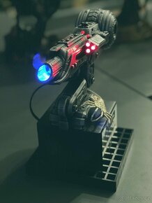 AVP - Alien vs. Predator, plasma cannon 1/1 - 3