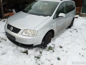 Prodam díly na VW Touran r.v.2003 1.6FSI 85kw - 3
