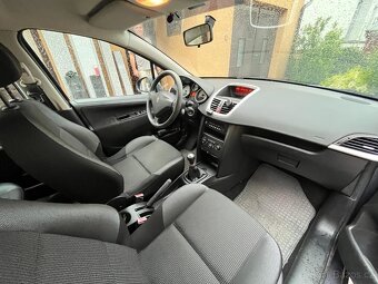 Peugeot 207 1.6 HDi, r.v. 2010 – nízká spotřeba, servisováno - 3