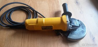 Úhlová bruska Dewalt DWE 4157 - 3