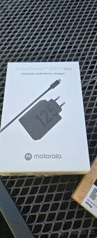 ORIGINÁLNÍ RYCHLONABÍJEČKA MOTOROLA 125W POWER DELIVERY 3.0 - 3