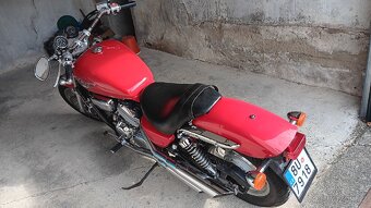 Honda magna 750 - 3