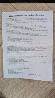 PŘENOSNÉ ELEKTRONICKÉ PIANO S ROLOVACÍ SILIKONOVOU - 3