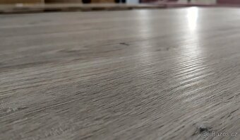 Jídelní stůl NOVÝ - SLEVA - 3