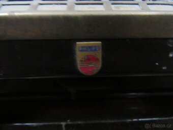 Nabízím starožitné radio Philips. Netestováno. Prodávám jako - 3