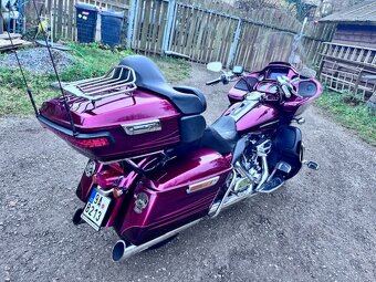 Harley-Davidson Road Glide Ultra CVO (2016) - 3