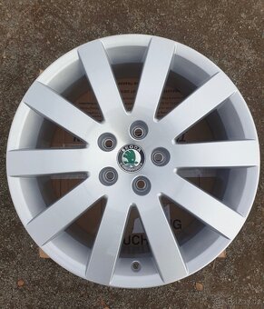 5x112 r17 Škoda Superb I Nová - 3