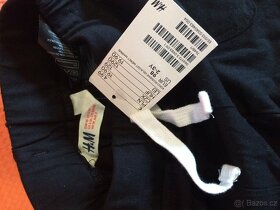 N.ové bavlněné úpletové kraťasy/šortky H&M vel.99 - 3