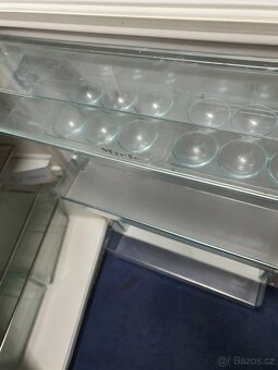 Lednička s mrazákem 85x55x60 MIELE A++ - 3