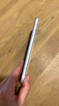 iPhone 11 64GB bily, top stav - 3