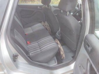 Prodám Ford Focus 1.6 74kw - 3