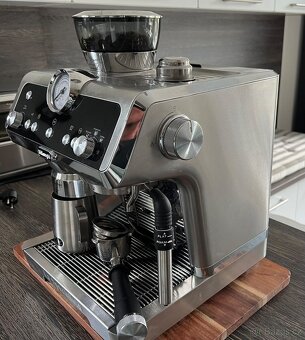 DeLonghi pákový kávovar - 3