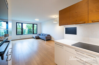 Pronájem bytu 3+kk, Poštova, Dolní Chabry, 34900 Kč/měs, 83 - 3