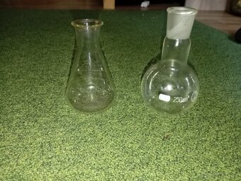 Laboratorní Sklo - 3