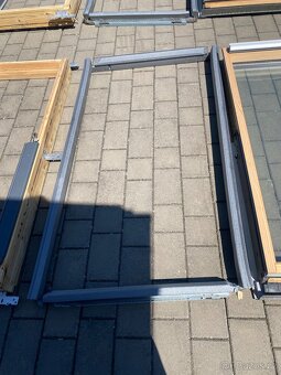 Střešní okno VELUX 140/78 - 3