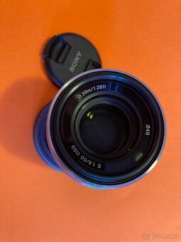Sony E 50mm f/1.8 OSS - 3