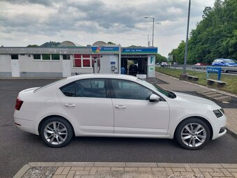 Škoda Octavia 1.5 TSI sedan 110KW (2019) - 3