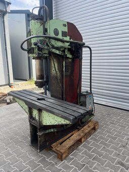 Hydraulický lis CDC 30 - 3