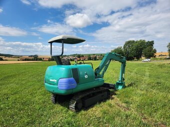JAPONSKÝ MINIBAGR KOMATSU PC10-7 2700KG - 3