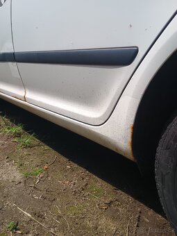 Skoda octavia 2 1.9 tdi 4x4 - nepojizdne - 3