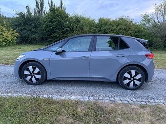 Volkswagen ID.3 Pro – elektro, po servisu VW, 2022, SoH 92% - 3